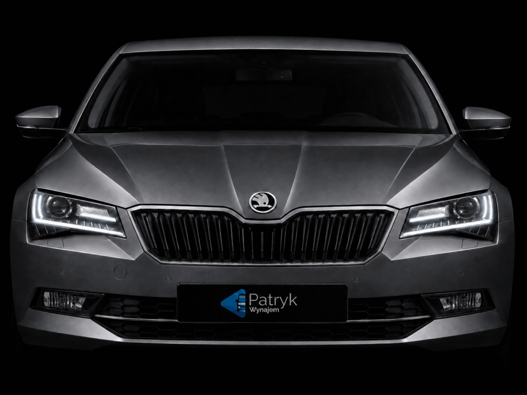 Szara Skoda Superb III liftback dostępna na wynajem w Elblągu